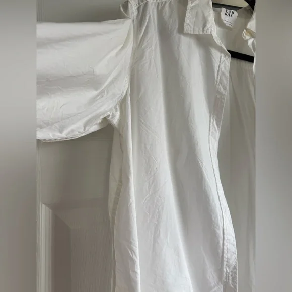 GAP White Long-Sleeve Button Shirt - Picture 4 of 9